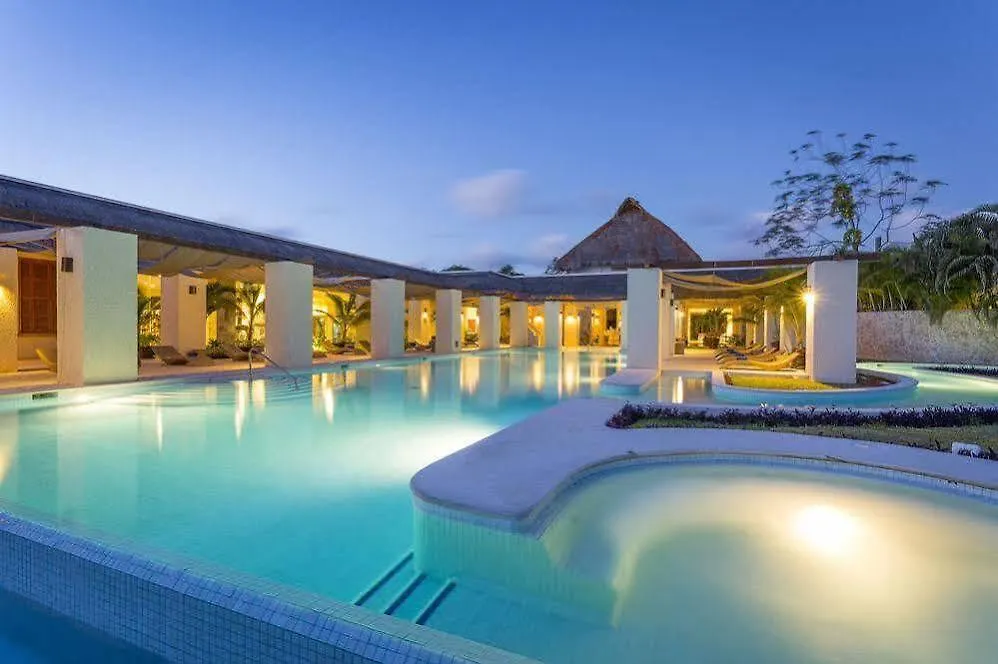 The Royal Suites Yucatan By Palladium Akumal Hotel