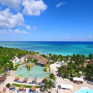 Grand Palladium Kantenah & Resort