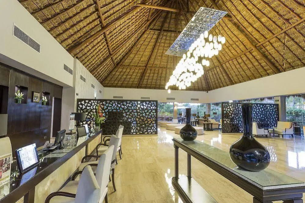 Hotel The Royal Suites Yucatan By Palladium Akumal